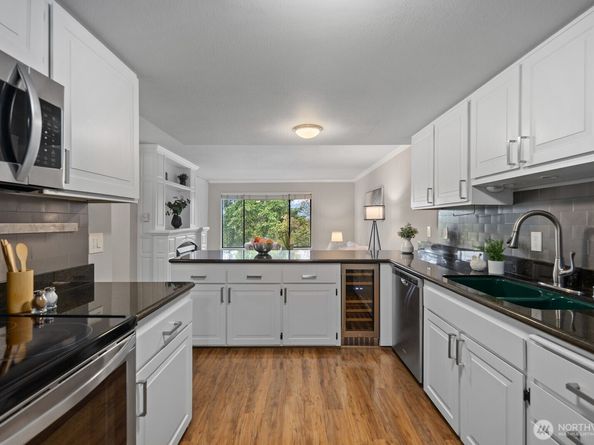 7639 SE 29th Street, Mercer Island WA 98040