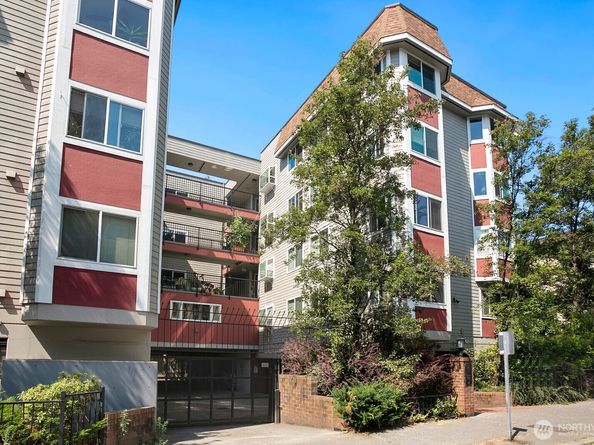 1617 Summit Avenue 42, Seattle WA 98122