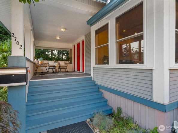 3702 SW Austin Street, Seattle WA 98126