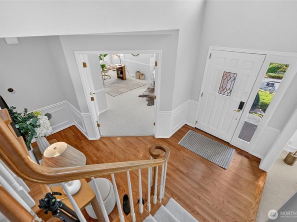 1010 106th Avenue SE, Bellevue WA 98004