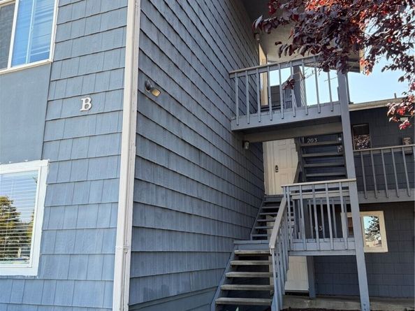 3302 I Street NE B203, Auburn WA 98002