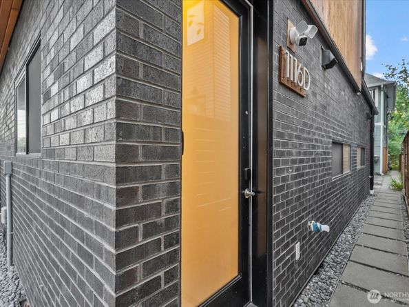 1116 13th Avenue D, Seattle WA 98122