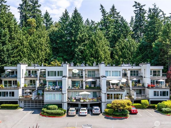 11122 NE 41st Drive 35, Kirkland WA 98033
