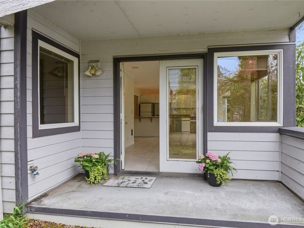 4811 Phinney Avenue N 101, Seattle WA 98103