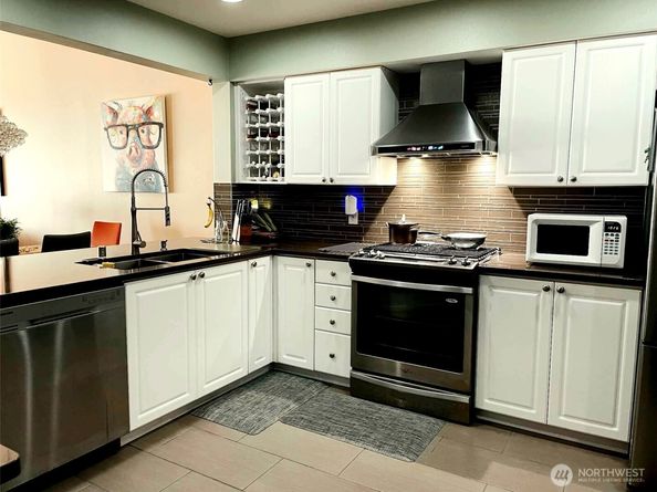 22806 42nd Place S 52, Kent WA 98032