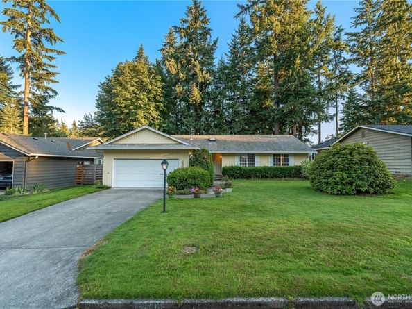 12509 NE 138th Place, Kirkland WA 98034