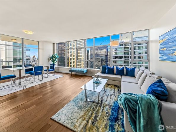 583 Battery Street 3701N, Seattle WA 98121