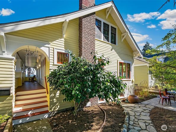 2502 18th Avenue S, Seattle WA 98144