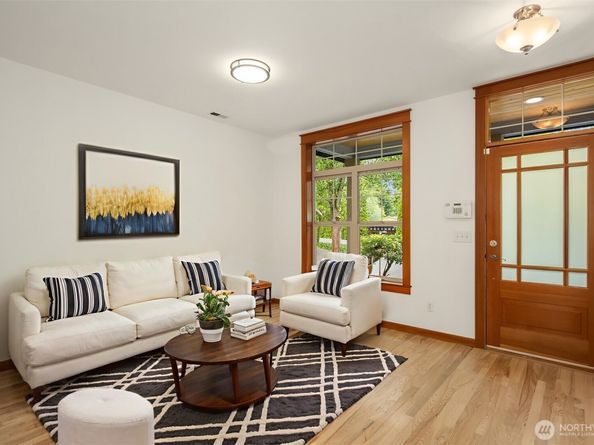 1905 NE 125th Street, Seattle WA 98125