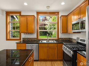 1905 NE 125th Street, Seattle WA 98125