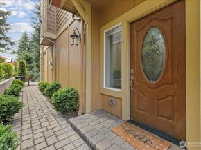 12722 35th AVE  House D NE, Seattle WA 98125