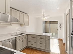 2944 Kennewick Place NE, Renton WA 98156