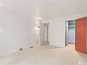 2944 Kennewick Place NE, Renton WA 98156