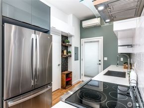 6307 34th Avenue SW, Seattle WA 98126