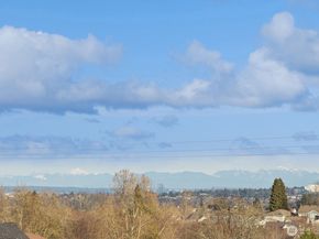 6307 34th Avenue SW, Seattle WA 98126