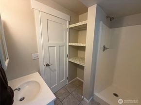 9 H Street SE, Auburn WA 98002