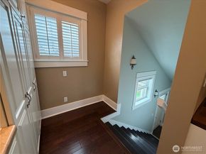 9 H Street SE, Auburn WA 98002