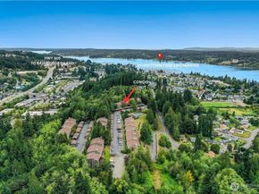 20050 Vikings Crest Loop NE 2204, Poulsbo WA 98370
