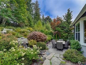 24132 NE 131st Terrace, Redmond WA 98053