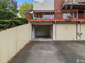 3041 24th Avenue W, Seattle WA 98199