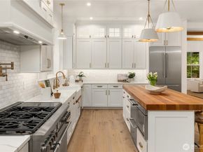4948 NE North Tolo Road, Bainbridge Island WA 98110