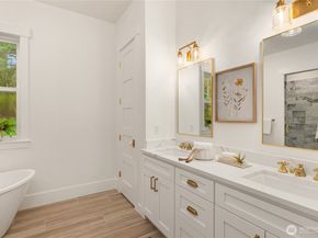 4948 NE North Tolo Road, Bainbridge Island WA 98110