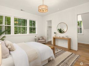 4948 NE North Tolo Road, Bainbridge Island WA 98110