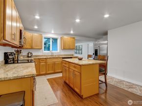 3131 S 368th Street, Federal Way WA 98003