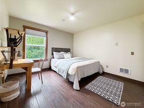 17 B Whidbey Island Drive, Hat Island WA 98206