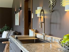 17 B Whidbey Island Drive, Hat Island WA 98206