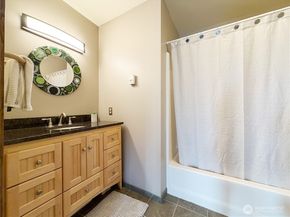 17 B Whidbey Island Drive, Hat Island WA 98206