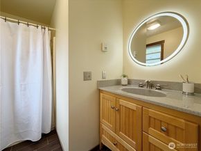 17 B Whidbey Island Drive, Hat Island WA 98206