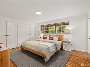 9226 Matthews Avenue NE, Seattle WA 98115