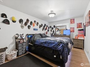 23247 35th Avenue W, Brier WA 98036