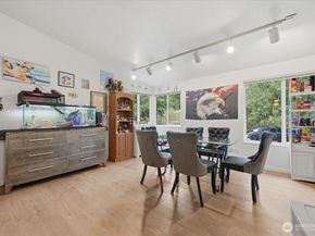 23247 35th Avenue W, Brier WA 98036