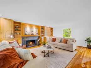 7928 SE 76th Street, Mercer Island WA 98040