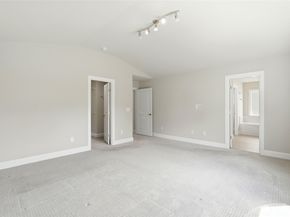 17812 33RD Avenue SE 29, Bothell WA 98012