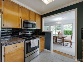 1918 S Lake Stickney Dr, Lynnwood WA 98087