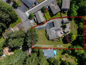 1918 S Lake Stickney Dr, Lynnwood WA 98087