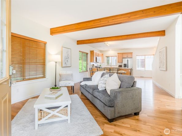 6625 SW 198th Place, Lynnwood WA 98036
