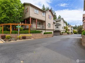 6625 SW 198th Place, Lynnwood WA 98036