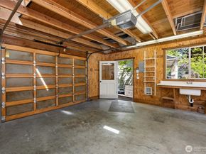 5778 Wimsey  Lane NE, Bainbridge Island WA 98110