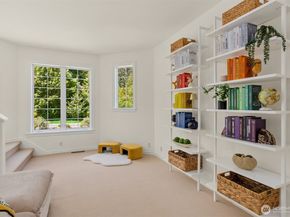 5778 Wimsey  Lane NE, Bainbridge Island WA 98110