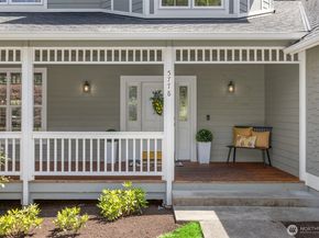 5778 Wimsey  Lane NE, Bainbridge Island WA 98110