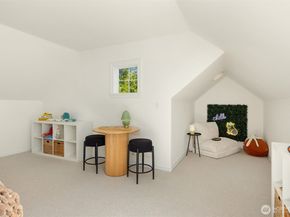 5778 Wimsey  Lane NE, Bainbridge Island WA 98110