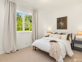 5778 Wimsey  Lane NE, Bainbridge Island WA 98110