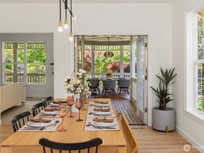 5778 Wimsey  Lane NE, Bainbridge Island WA 98110
