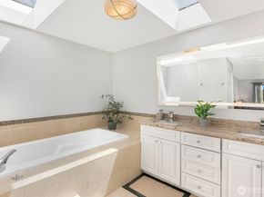 1133 8th Drive, Mukilteo WA 98275