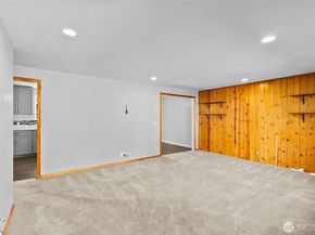 20414 20th Place W, Lynnwood WA 98036