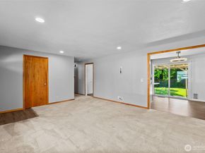 20414 20th Place W, Lynnwood WA 98036